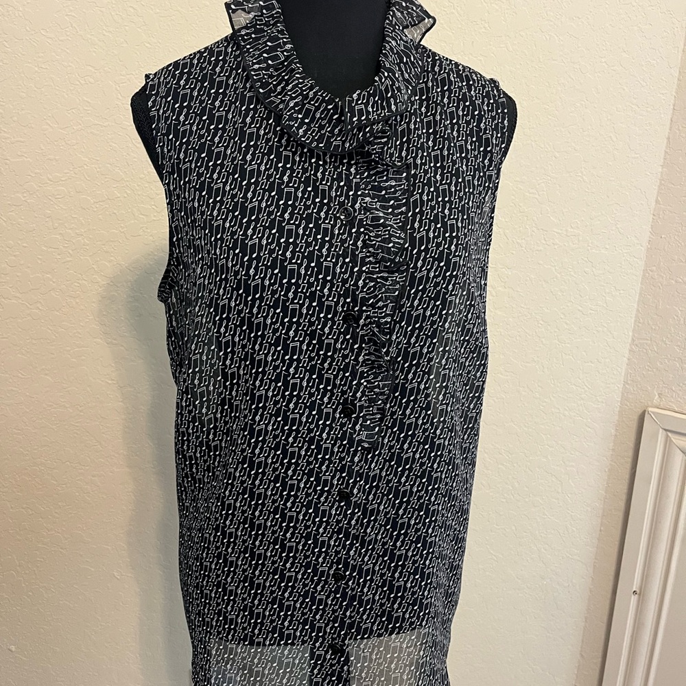 CAbi Black and White Ruffled Sleeveless Blouse